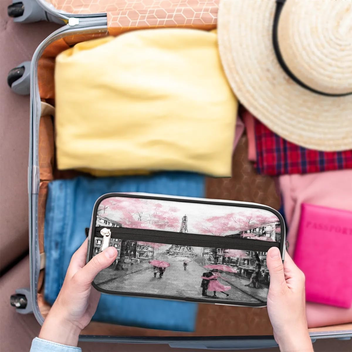 Eiffel Tower Lover Travel Toiletry Bag for Women Men Small Cosmetic Makeup Organizer Water Resistant Shaving Bag Portable Make up Bag Storage Bags with Handle